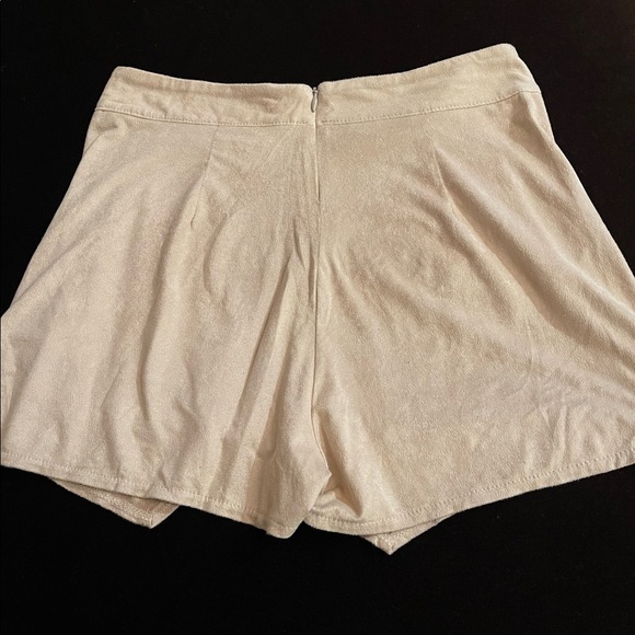 Freeway Tan Skort - Picture 2 of 3